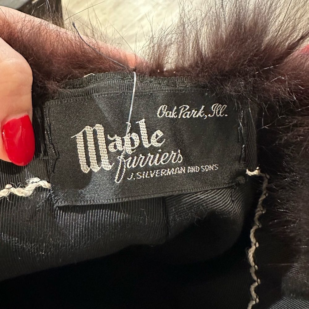 Real fur trapper hat- not sure what kind of fur